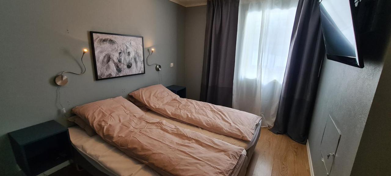 Cheerful 4-Bedroom Home With Fireplace, 1,5Km From Flam Center เอาร์ลัน ภายนอก รูปภาพ